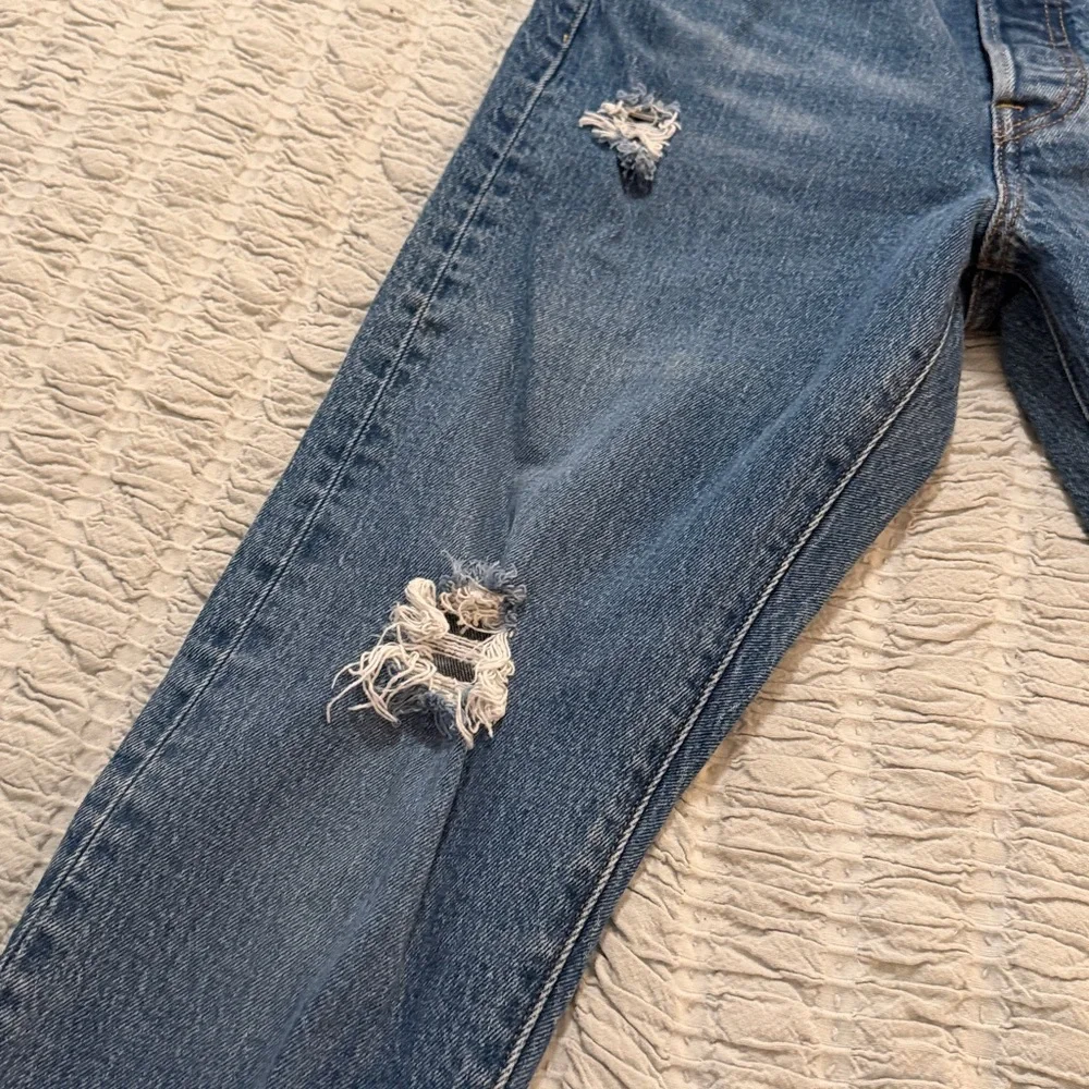 Levi's 501 S distressed blue jeans-EUC
